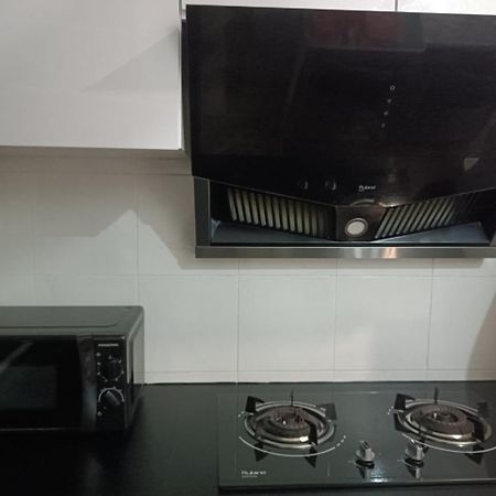 In Homestay Corner باتو باهات المظهر الخارجي الصورة
