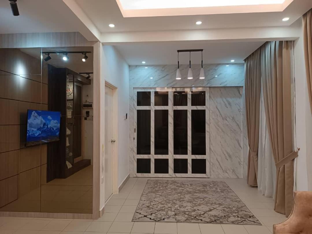 In Homestay Corner باتو باهات المظهر الخارجي الصورة